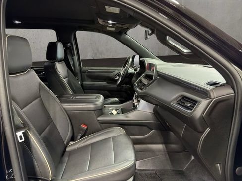 Used 2022 GMC Yukon SLT w/ SLT Luxury Package AWD/4WD image 22