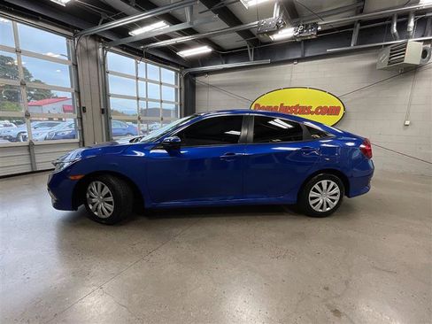 Used 2021 Honda Civic LX image 2