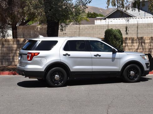 Used 2017 Ford Explorer 4WD Police Interceptor image 17