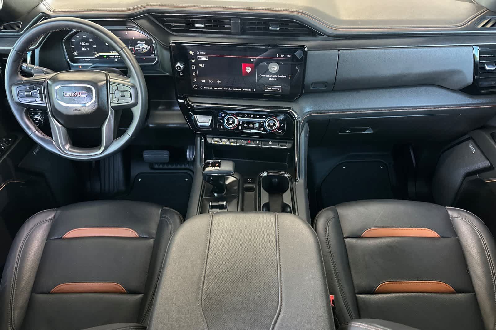 Used 2024 GMC Sierra 1500 AT4 w/ Technology Package AWD/4WD image 3