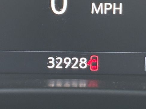 Used 2025 Chevrolet Blazer LT image 41