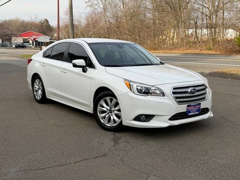 Used 2017 Subaru Legacy 2.5i Premium image 8