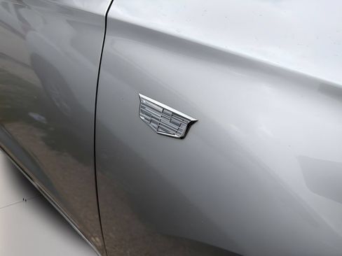 Used 2020 Cadillac XT6 Premium Luxury FWD image 18