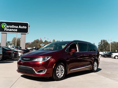 Used 2018 Chrysler Pacifica Touring-L