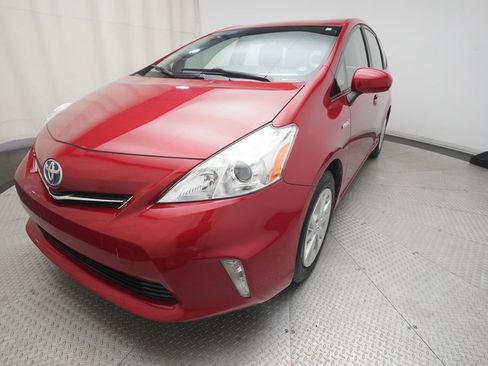 Used 2014 Toyota Prius V Two FWD image 12