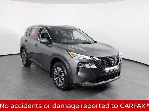 Certified 2021 Nissan Rogue SV w/ Premium Package image 5