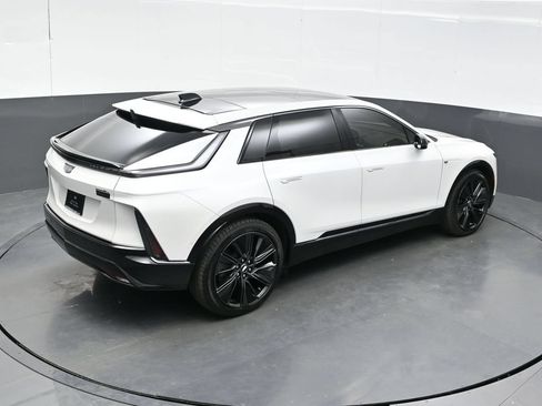 Certified 2024 Cadillac Lyriq Sport AWD/4WD image 37