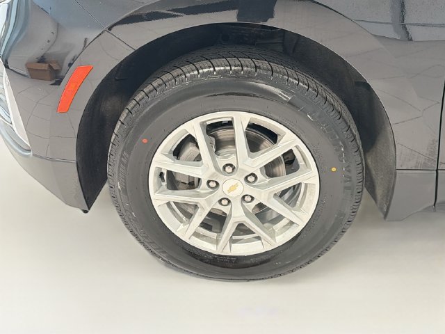 Used 2024 Chevrolet Equinox LT AWD/4WD image 24