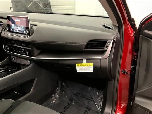 New 2026 Nissan Rogue S image 31