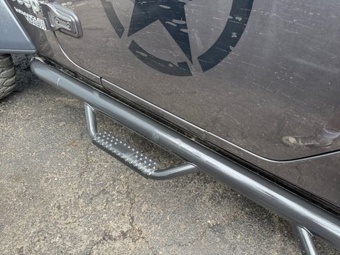 Used 2019 Jeep Wrangler Unlimited Sport S AWD/4WD image 16
