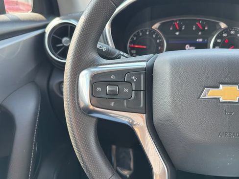 Used 2025 Chevrolet Blazer LT AWD/4WD image 14