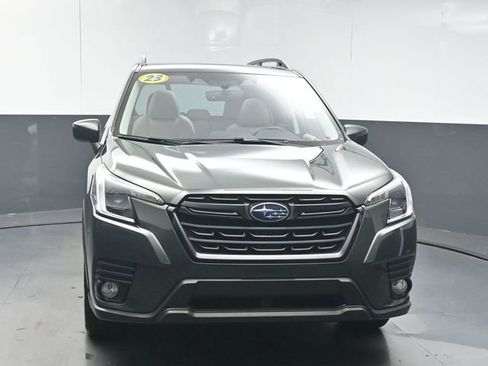 Used 2023 Subaru Forester Premium AWD/4WD image 3