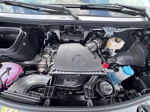 New 2025 Mercedes-Benz Sprinter 2500 image 14