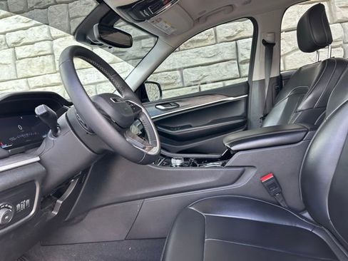 Certified 2023 Jeep Grand Cherokee L Limited image 8