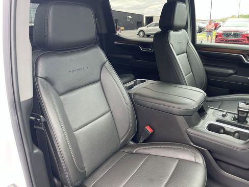 Used 2024 GMC Sierra 1500 Denali w/ Denali Reserve Package AWD/4WD image 25