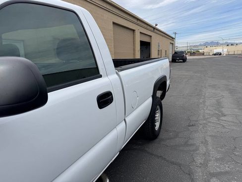 Used 2007 Chevrolet Silverado 2500 W/T w/ Heavy-Duty Power Package image 17