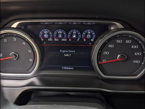 Used 2021 Chevrolet Silverado 1500 High Country w/ Technology Package AWD/4WD image 2