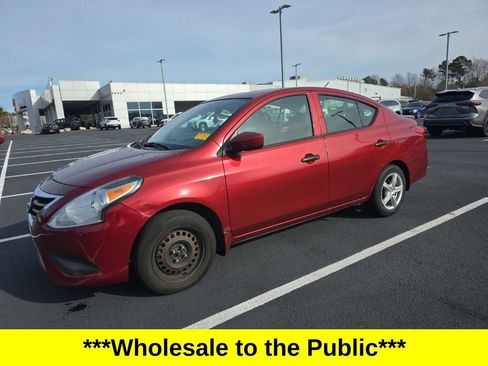 Used 2017 Nissan Versa S Plus image 2