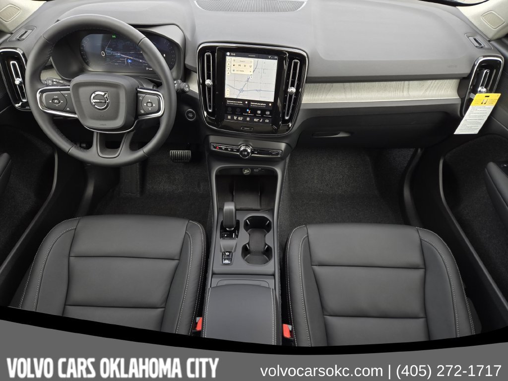 Used 2026 Volvo XC40 B5 Core w/ Protection Package Premier AWD/4WD image 25