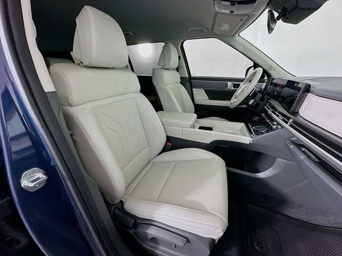 Certified 2025 Hyundai Santa Fe SEL image 29