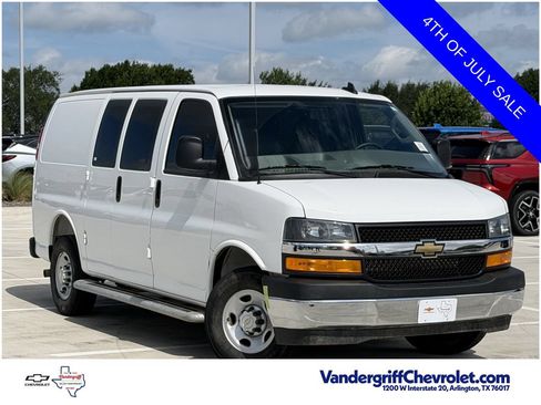 Used 2025 Chevrolet Express 2500 w/ Driver Convenience Package RWD image 2