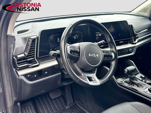Used 2023 Kia Sportage EX FWD image 25