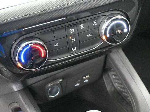 New 2026 Chevrolet TrailBlazer LT w/ Driver Confidence Package FWD image 34