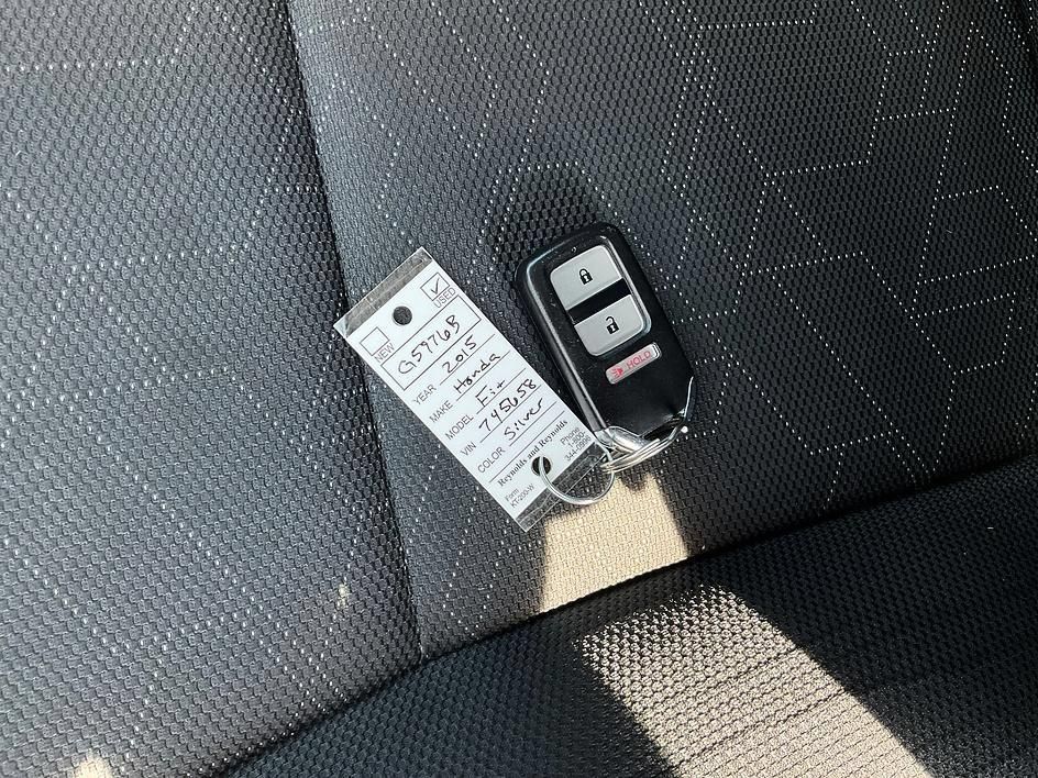 Used 2015 Honda Fit EX image 37
