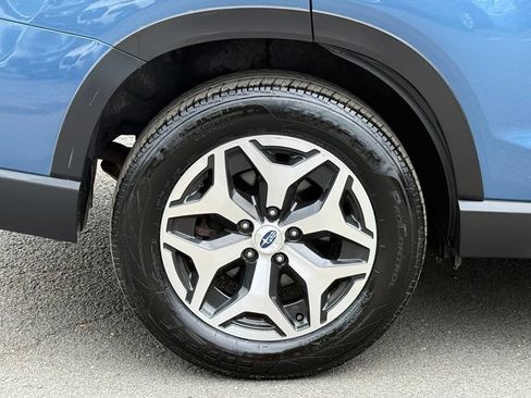 Used 2023 Subaru Forester Premium AWD/4WD image 7