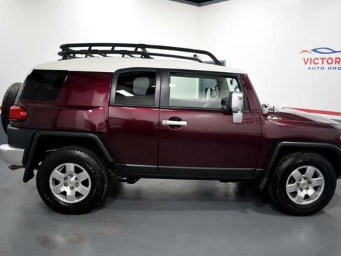 Used 2007 Toyota FJ Cruiser 2WD image 4