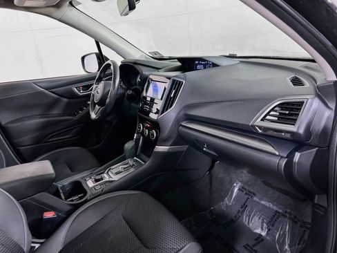 Used 2020 Subaru Forester Premium AWD/4WD image 28