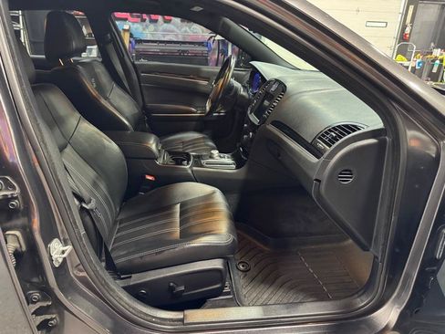 Used 2017 Chrysler 300 S w/ Safetytec Plus Group AWD/4WD image 16