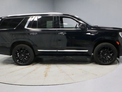 Used 2024 GMC Yukon SLT w/ SLT Luxury Package AWD/4WD image 13