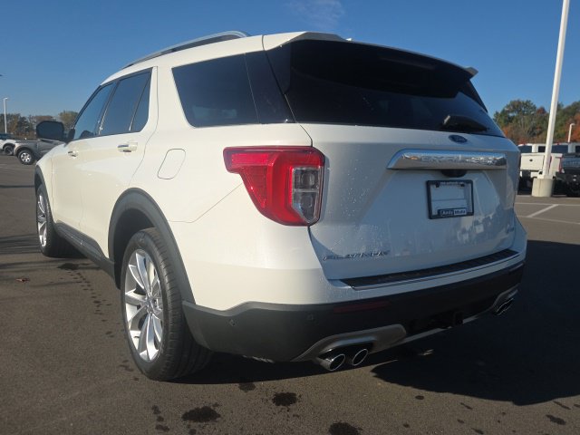 Used 2023 Ford Explorer Platinum w/ Premium Technology Package AWD/4WD image 13