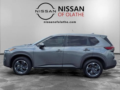 Used 2024 Nissan Rogue SV AWD/4WD image 20
