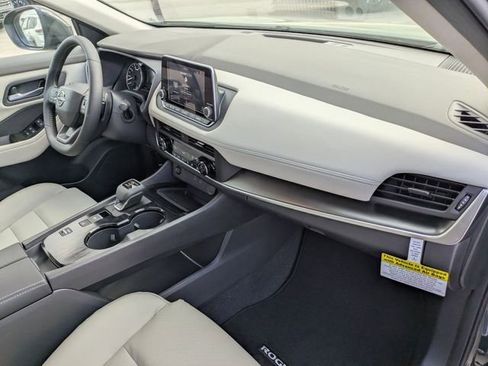 New 2026 Nissan Rogue SV FWD image 37
