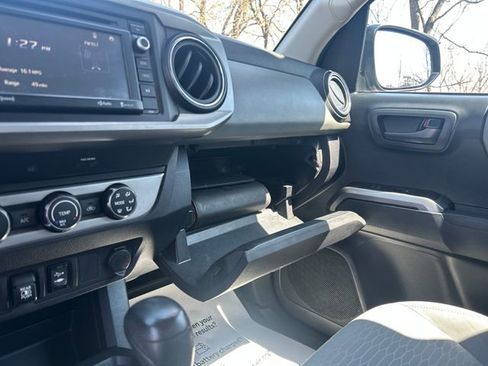 Used 2019 Toyota Tacoma SR5 image 19