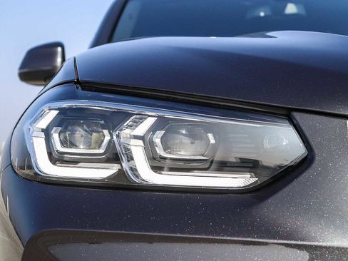 Used 2023 BMW X3 sDrive30i w/ Premium Package image 9