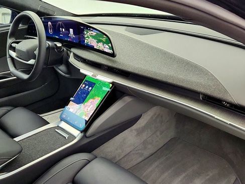 Used 2024 Lucid Air Pure image 25