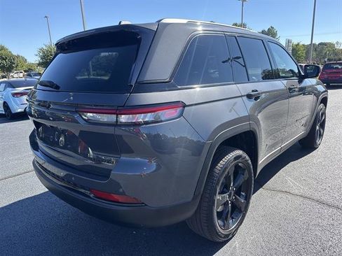 New 2025 Jeep Grand Cherokee Limited image 5