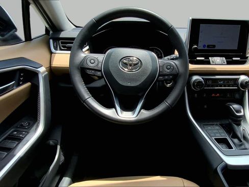 Used 2025 Toyota RAV4 XLE Premium AWD/4WD image 6