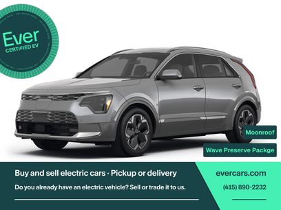 Used 2023 Kia Niro Wave w/ Wave Preserve Package