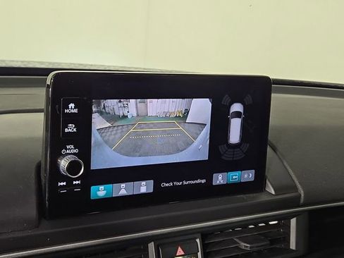 Used 2025 Honda Pilot Touring image 18