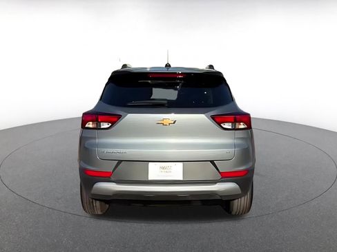 Used 2025 Chevrolet TrailBlazer LT image 11
