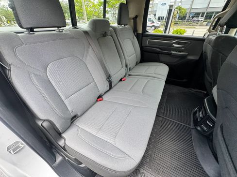 Used 2019 RAM 1500 Big Horn AWD/4WD image 20