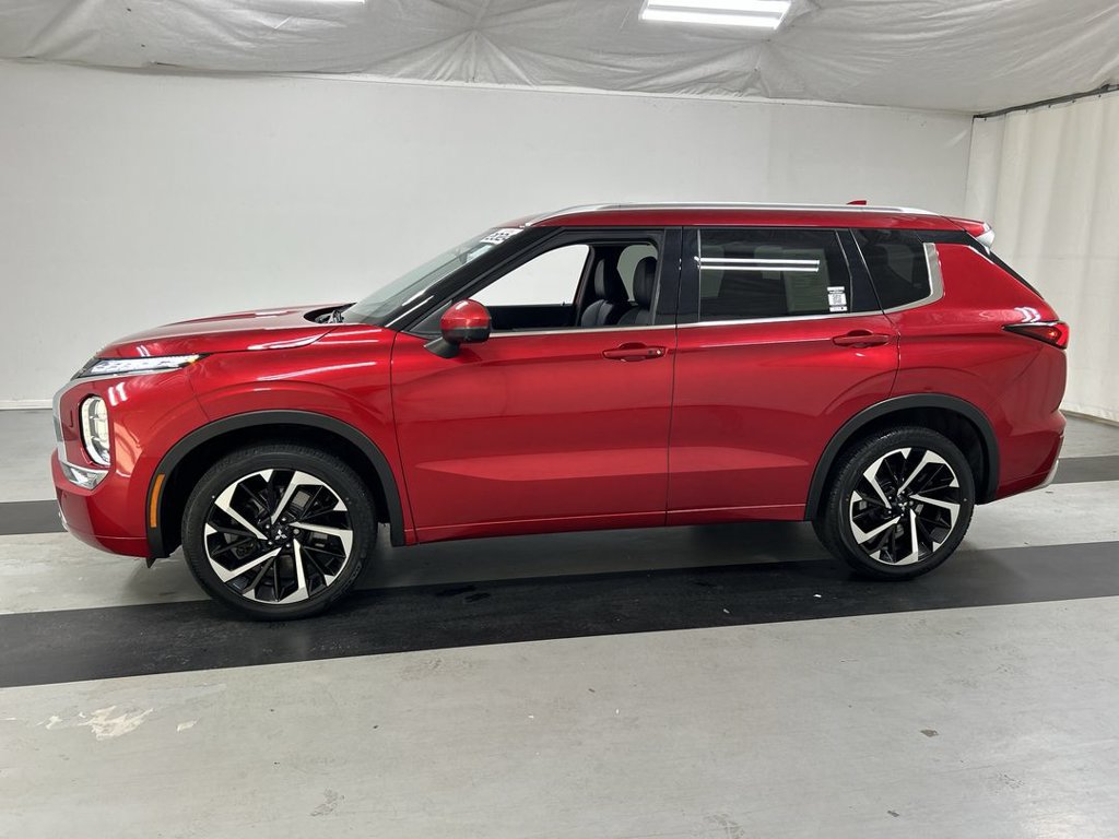 Used 2024 Mitsubishi Outlander SEL AWD/4WD image 6