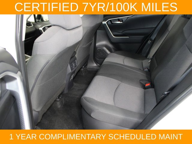 Used 2025 Toyota RAV4 XLE AWD/4WD image 14