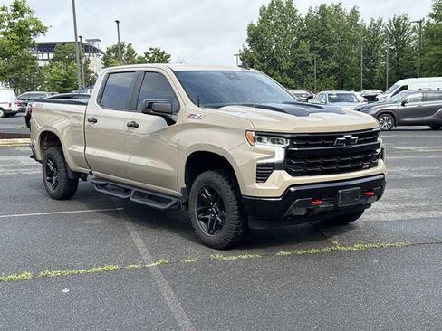 Used 2022 Chevrolet Silverado 1500 LT Trail Boss AWD/4WD image 1