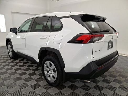 Used 2022 Toyota RAV4 LE image 21