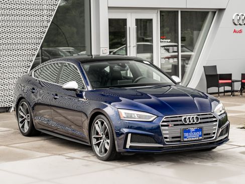 Used 2018 Audi S5 Premium Plus w/ Navigation Package AWD/4WD image 2